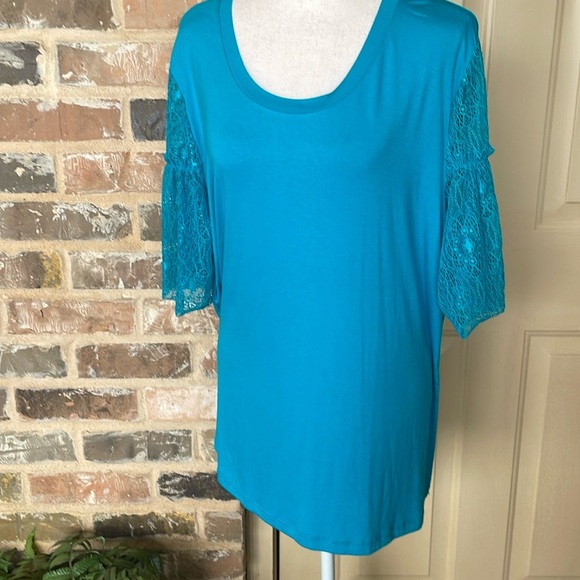NWT Life Style Woman Turquoise Blue Lace Bell Sleeve Top Size 1X - Picture 2 of 15